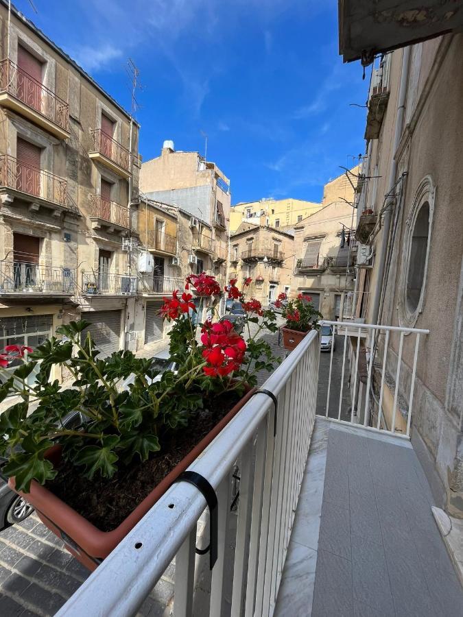 Apartamento Casa Di Giovi Caltagirone Exterior foto